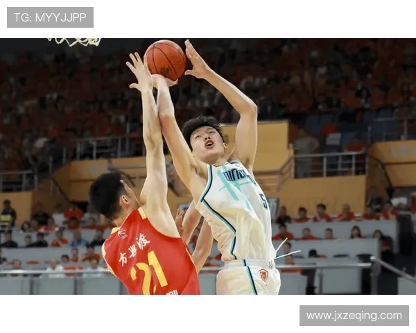 杨瀚森谈稀缺价值今日最爱三分球精彩瞬间分享